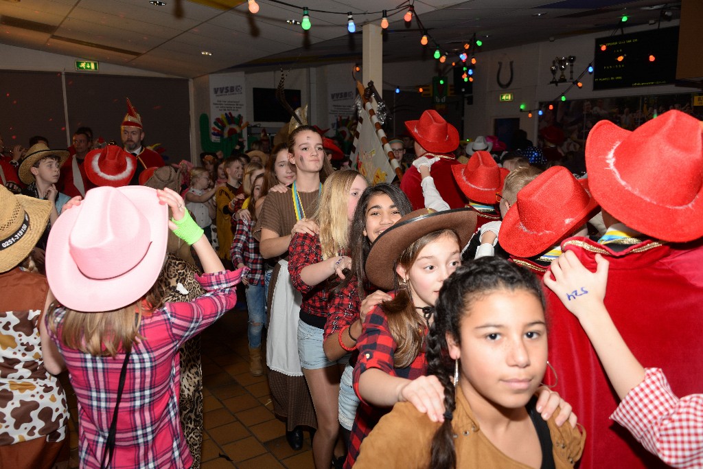 ../Images/Jeugddisco Wild wild west 062.jpg